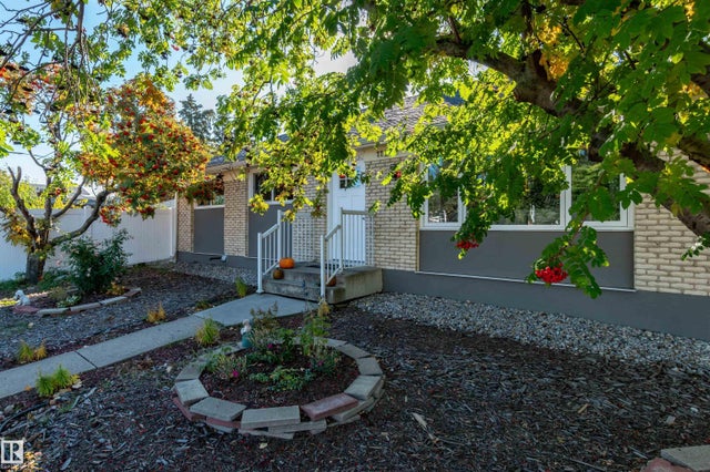 11227 40 Avenue Nw, Edmonton