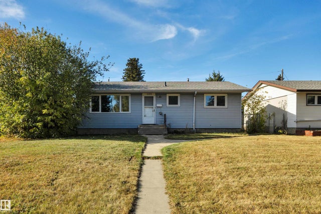 8328 165 Street Nw, Edmonton