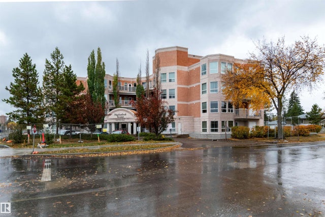 104 9120 156 Street Nw, Edmonton