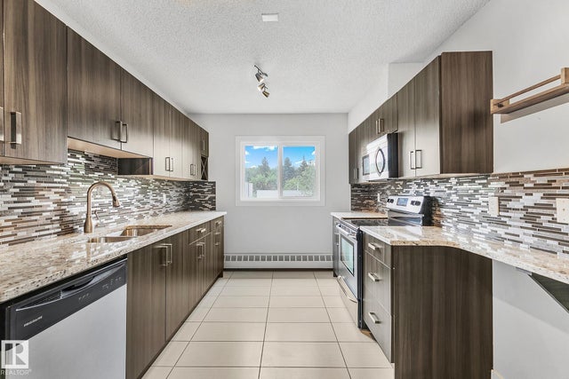 #11 9630 82 Avenue Nw, Edmonton