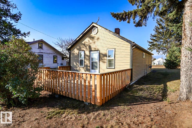 5016 48 Street, Myrnam
