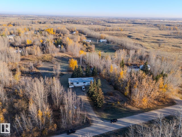 4 54222 Rge Road 25, Rural Lac Ste. Anne County