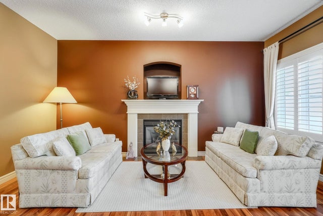 1926 119a Street Sw, Edmonton