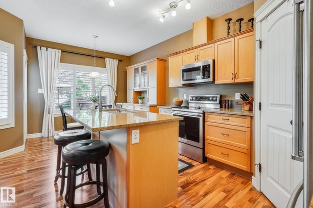1926 119a Street Sw, Edmonton