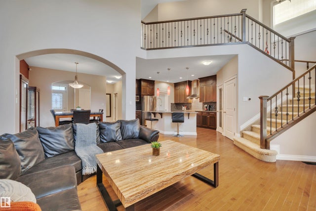 9584 221 Street Nw, Edmonton