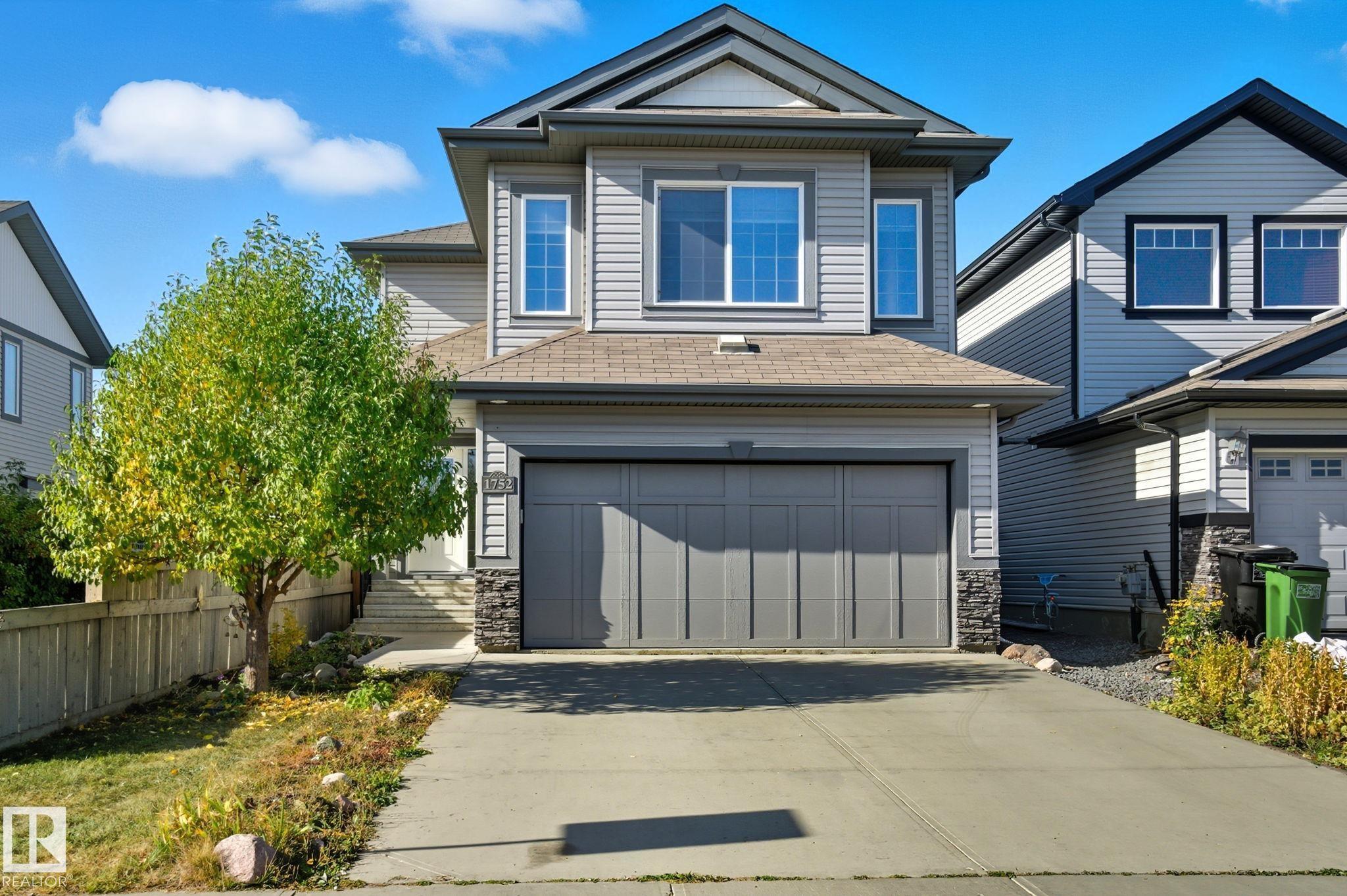 Home for Sale Located at 1752 33b Street Northwest, Edmonton, AB