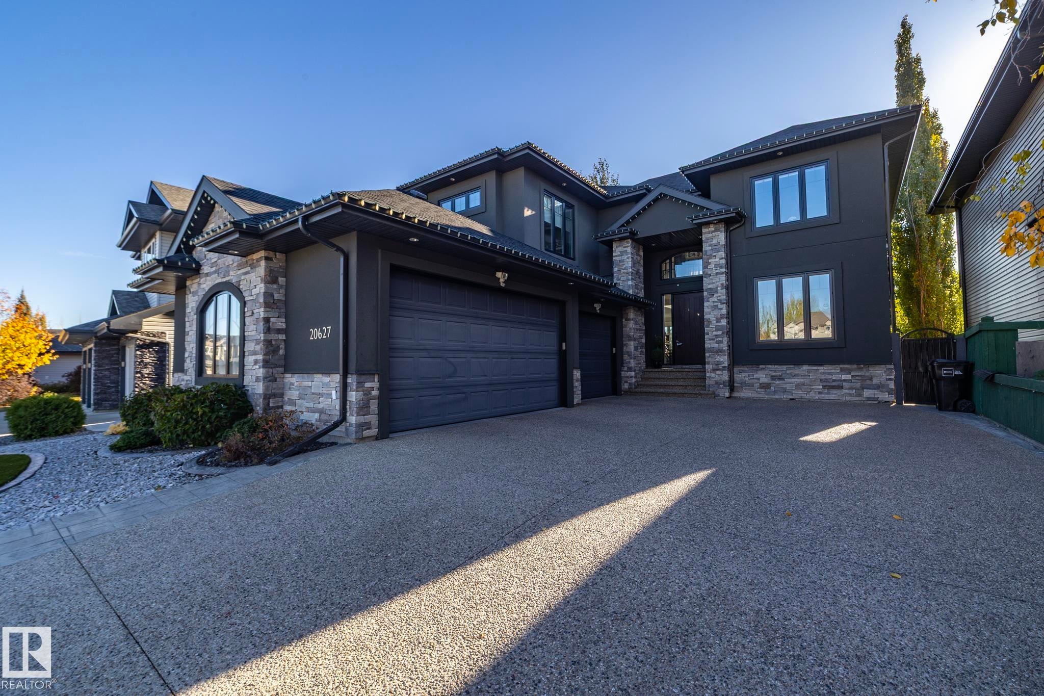 Webber Greens Real Estate Listing, Edmonton, AB T5T 4B2