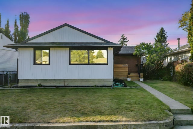 7404 82 Street Nw, Edmonton