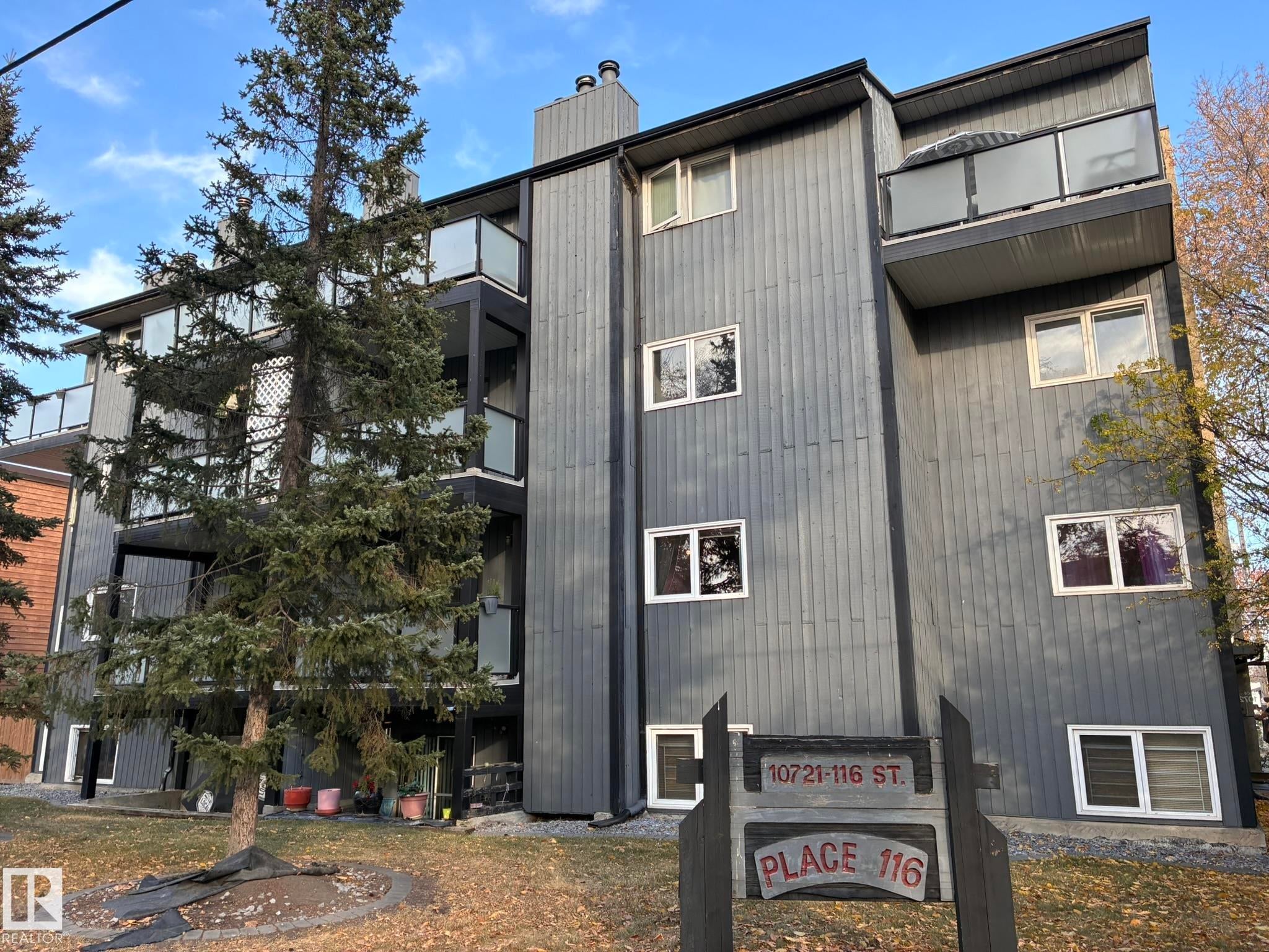 Condo / Townhouse Property for Sale at 17 10721 116 Street Northwest, Edmonton: MLS®# E4462634
