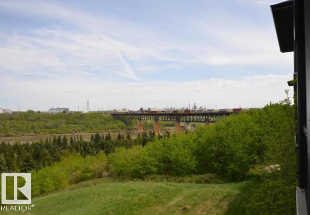 Condo / Townhouse Home for Sale in Edmonton, AB