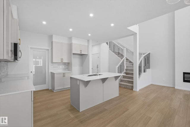2153 194a Street Nw, Edmonton