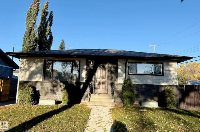 10458 166 Street Nw, Edmonton