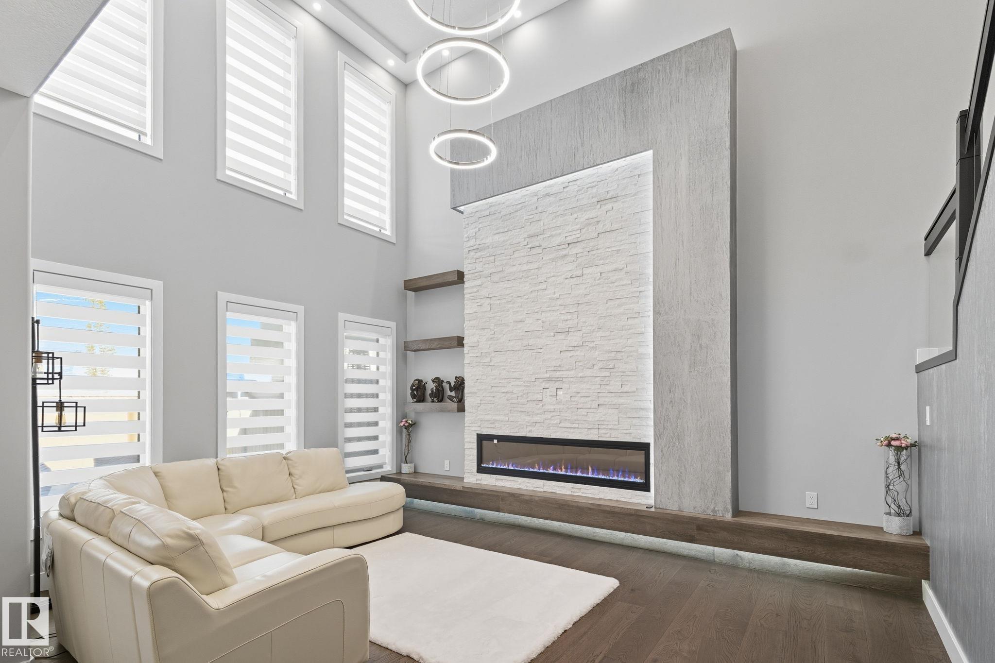 Real Estate Listing in Schonsee, Edmonton