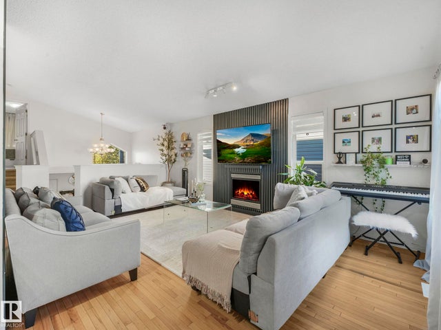 3239 21 Street Nw, Edmonton