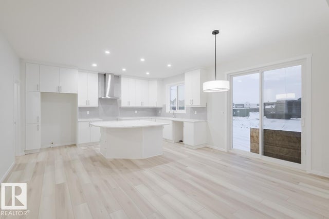 20510 16a Avenue Nw, Edmonton