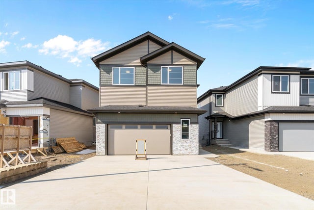 81 Meadowgrove Lane, Spruce Grove