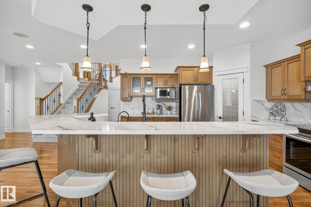 9016 16 Avenue Sw, Edmonton
