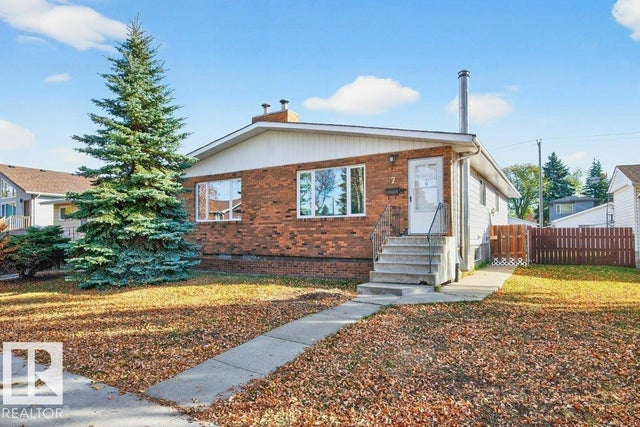 10417 10419 154 Street Nw, Edmonton