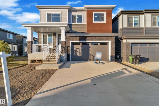 8734 Mayday Lane Sw, Edmonton