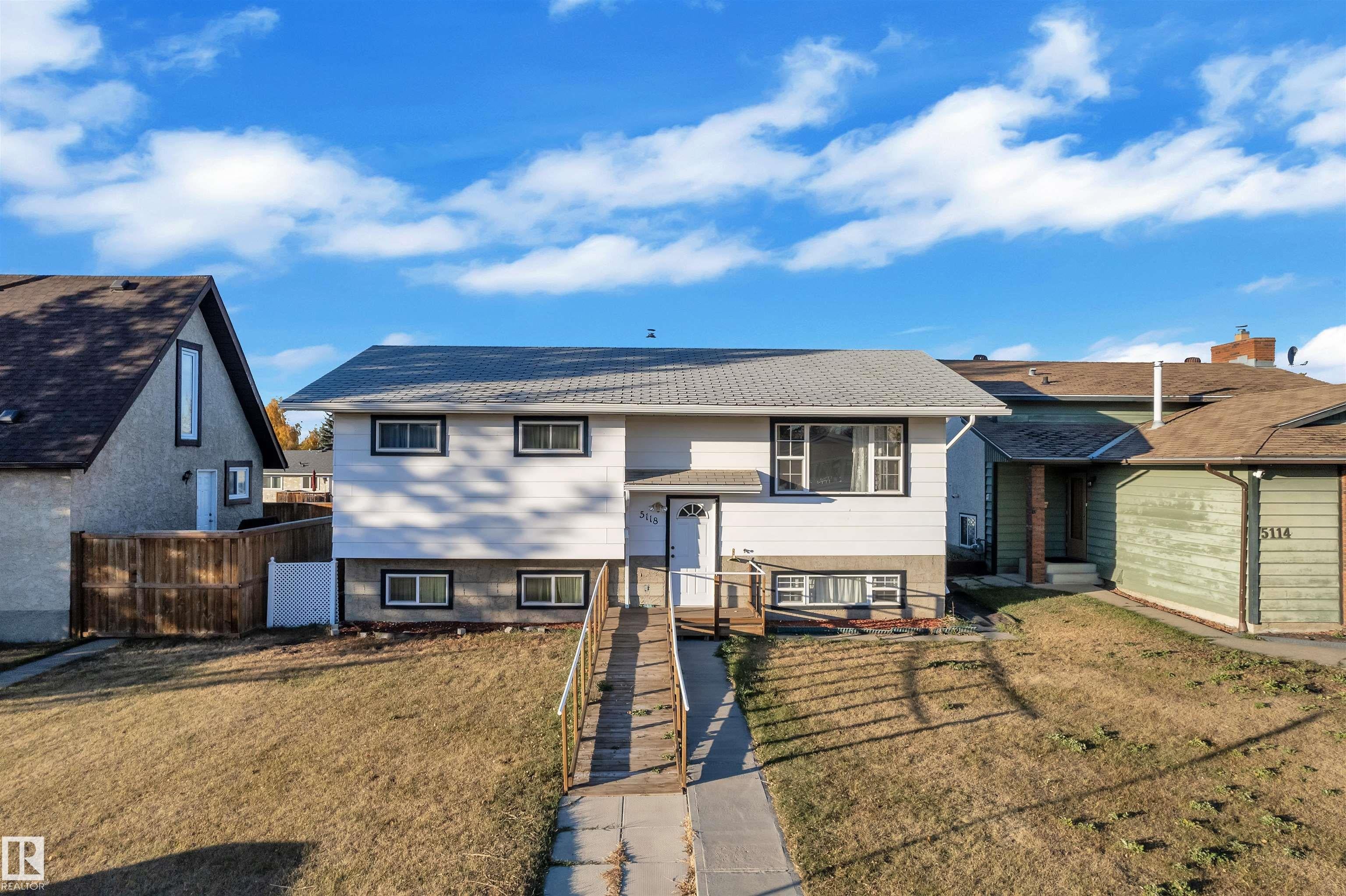 5118 17a Avenue, Edmonton