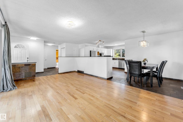 4240 86 Street, Edmonton