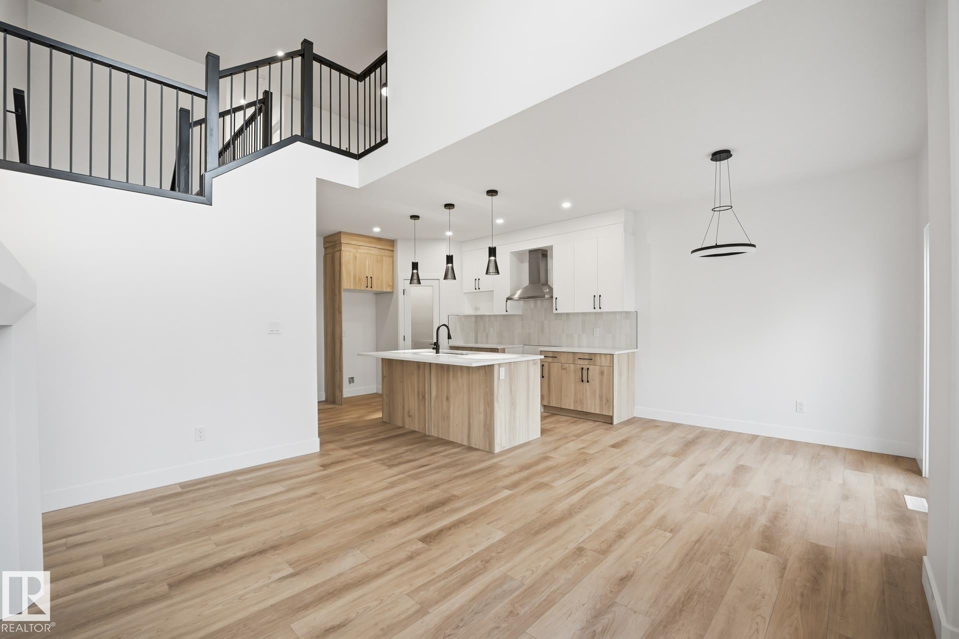 Photo for MLS®# E4463115 - home for sale at 113 Hilton Cove, Harvest Ridge, Spruce Grove AB