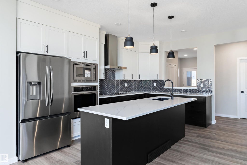 4777 Kinney Road Sw, Edmonton