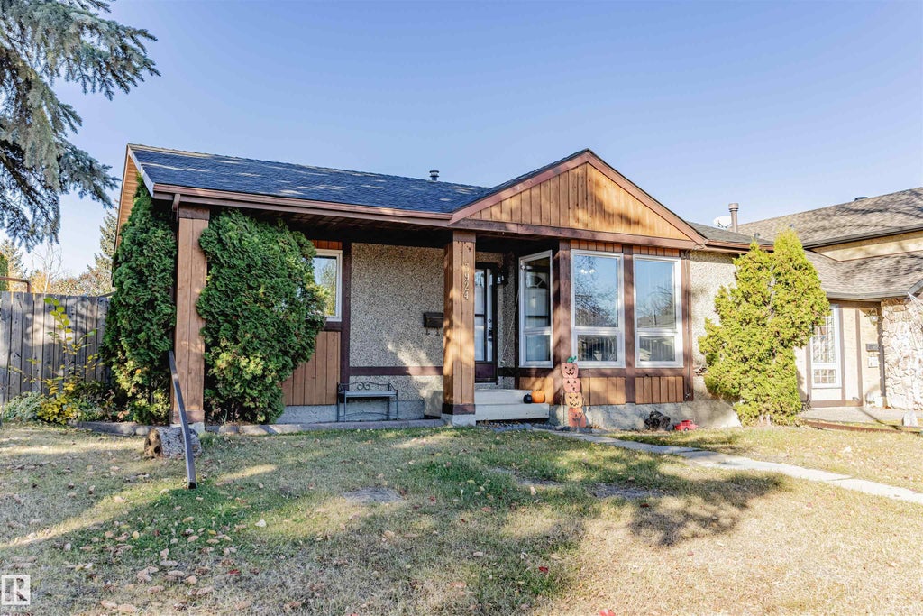 3924 55 Street Nw, Edmonton