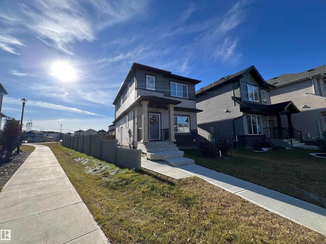 5760 Cautley Crescent Sw, Edmonton