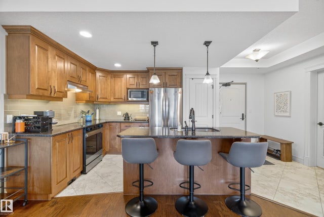 603 10142 111 Street Nw, Edmonton