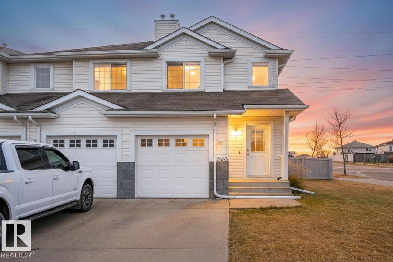Hollick-Kenyon Real Estate Listing, Edmonton, AB T5Y 0B2