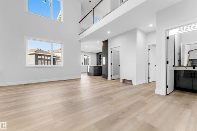 105 Eldridge Point, St. Albert