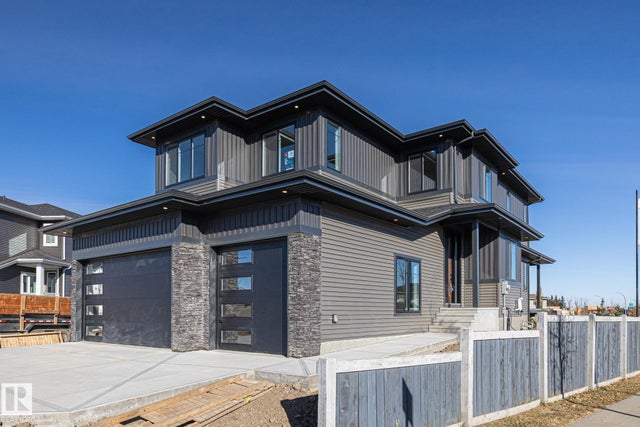 671 King Street, Spruce Grove