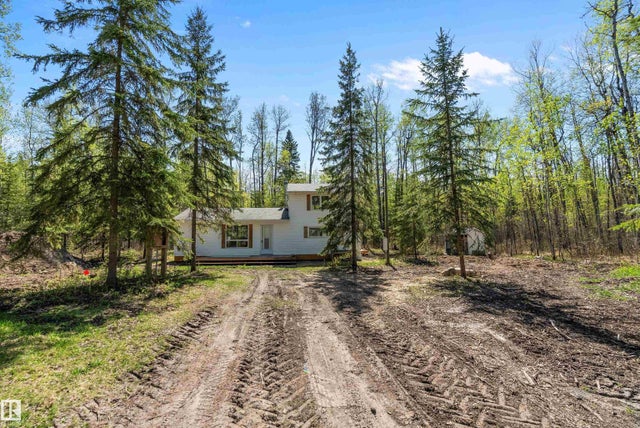 274022 Twp Road 480, Rural Wetaskiwin County