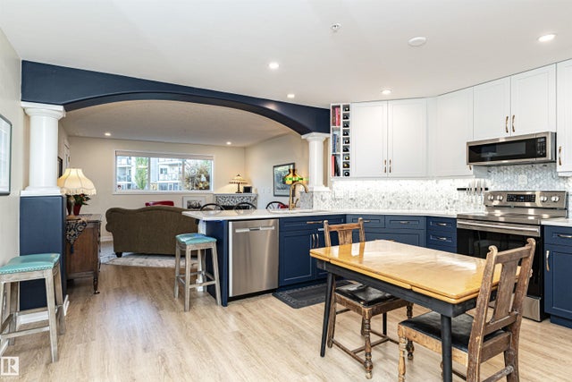 104 237 Youville Drive, Edmonton