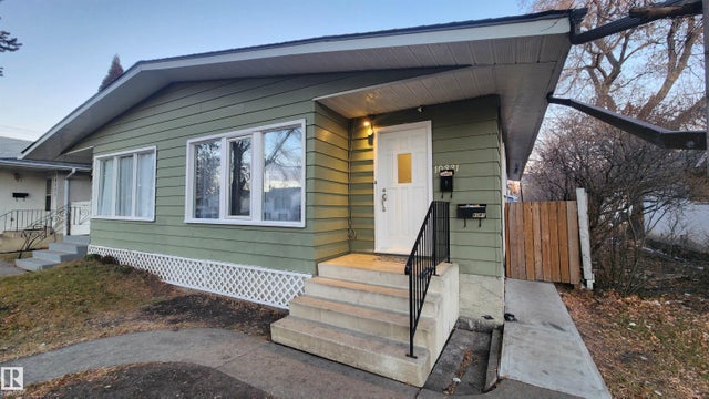 Photo for MLS®# E4463481 - home for sale at 10331 153 Street Northwest, Canora, Edmonton AB