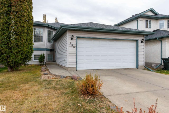 208 Rainbow Crescent, Sherwood Park