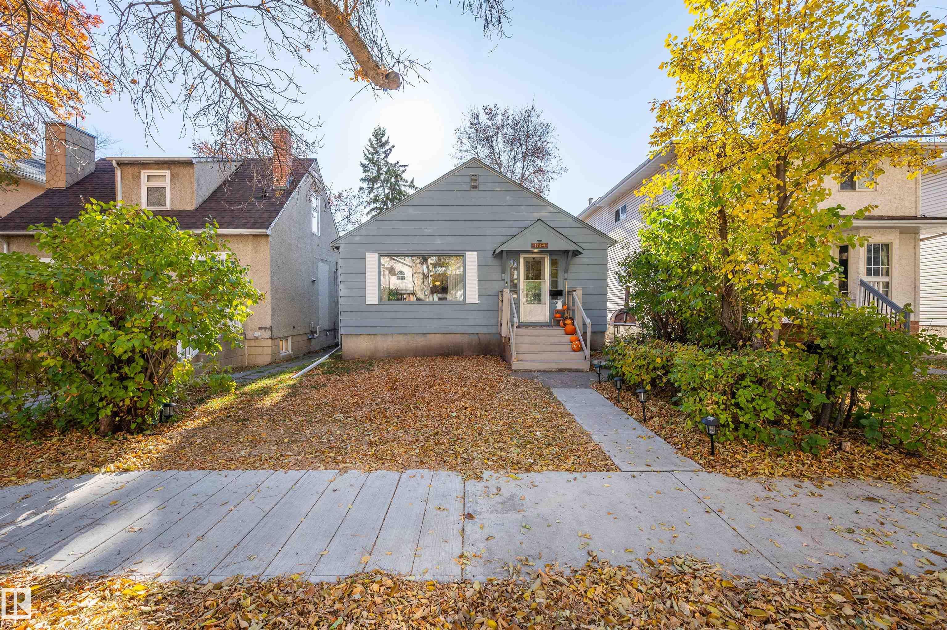 Photo for MLS®# E4463534 - home for sale at 11109 81 Avenue Northwest, Garneau, Edmonton AB