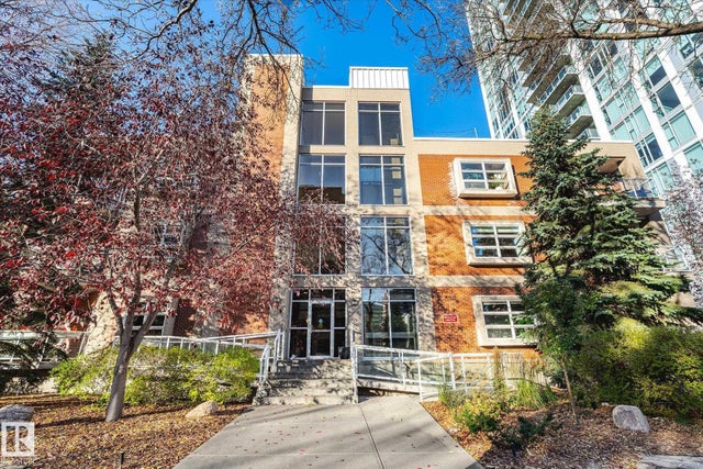 303 9910 111 Street Nw, Edmonton