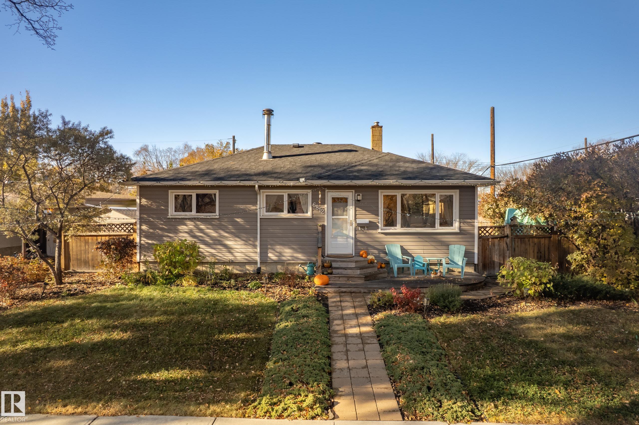 Home for Sale Located at 6812 86 Street Northwest, Edmonton, AB