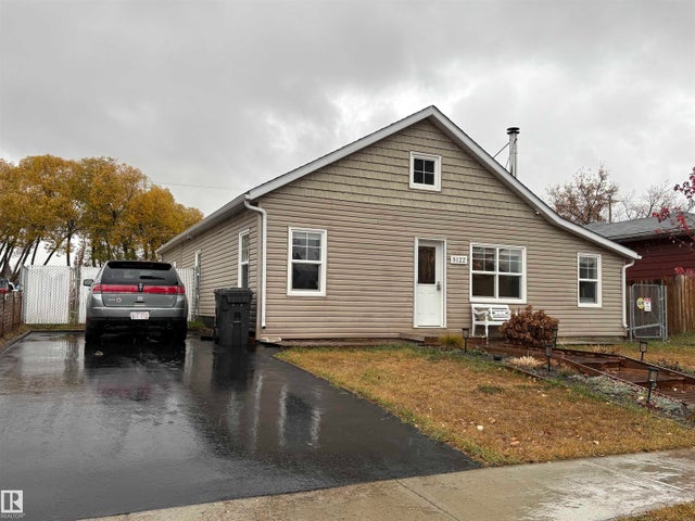 5122 52 Avenue, Elk Point