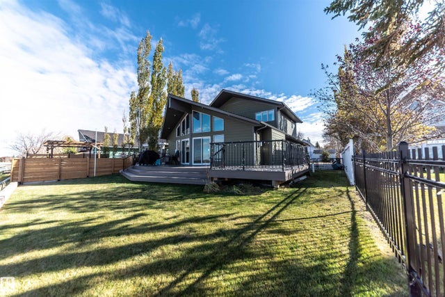 5123 51, Rural Lac Ste. Anne County