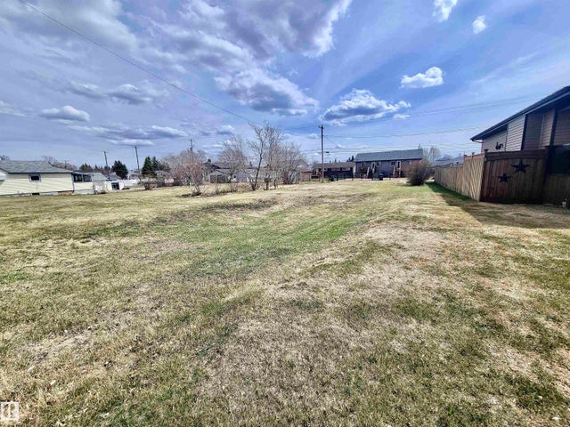 4921 47 Avenue, St. Paul Town