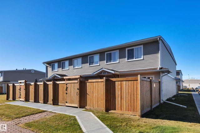 313 Telford Court, Leduc
