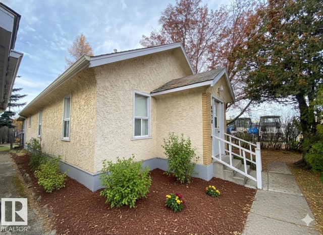 4928 50 Street, Gibbons