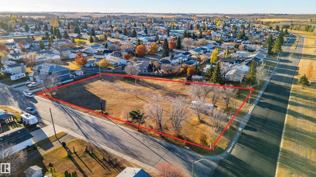 4921 48 Avenue, Gibbons