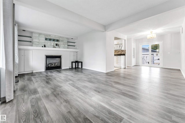 79 Garnet Cres, Sherwood Park