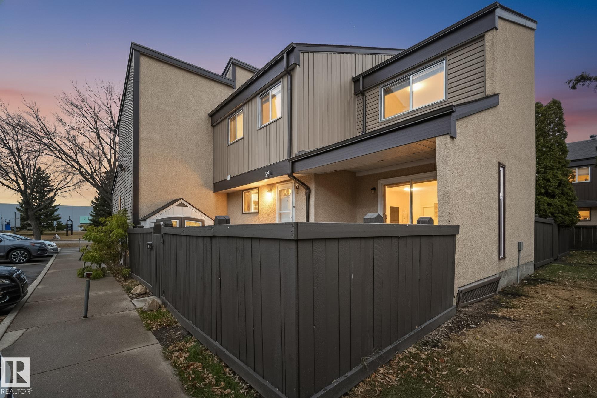 Photo of Listing #E4464028