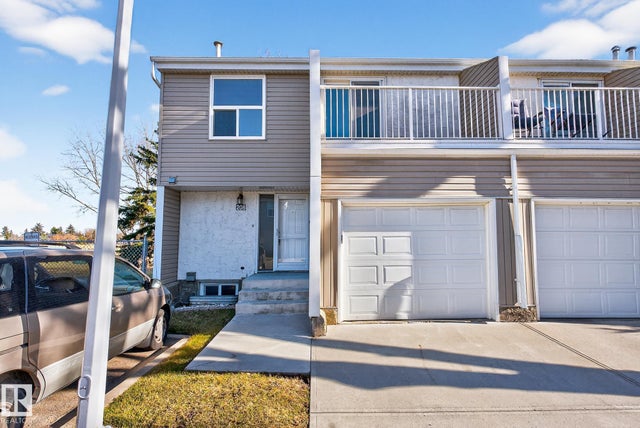 208 Chateau Place Nw, Edmonton