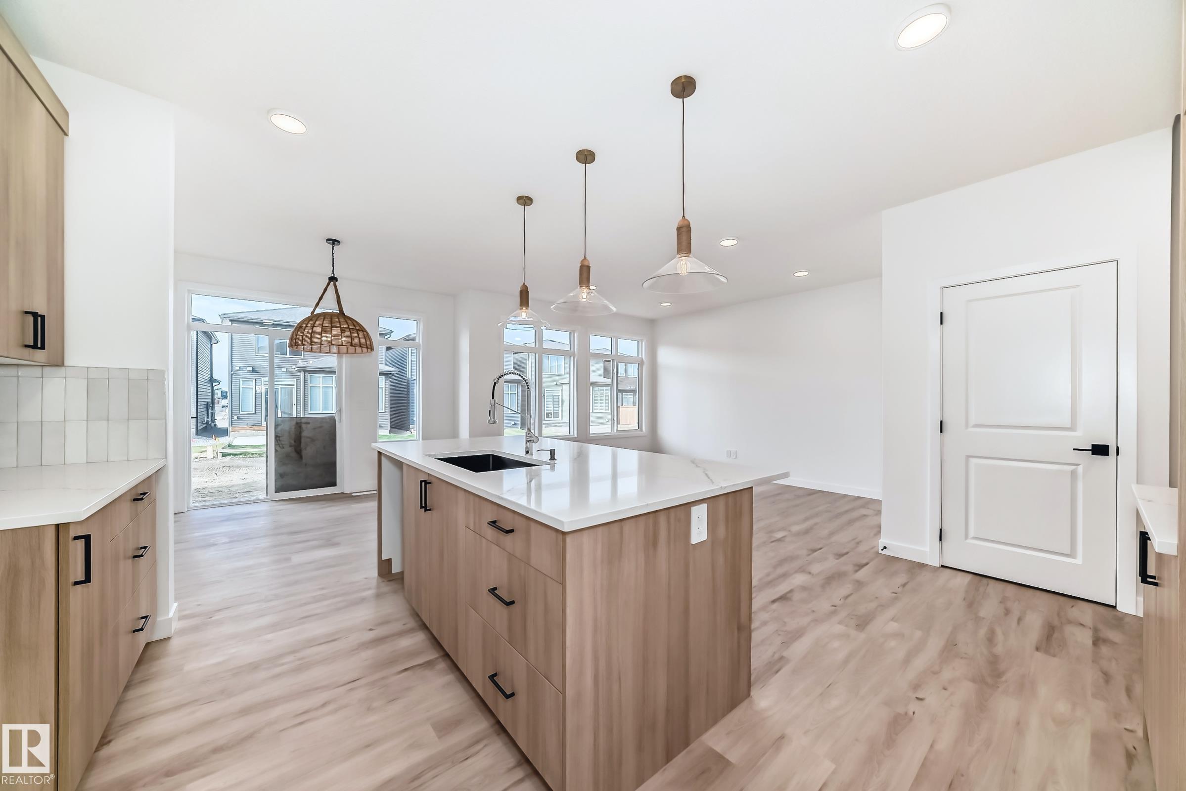 20616 43 Avenue, Edmonton